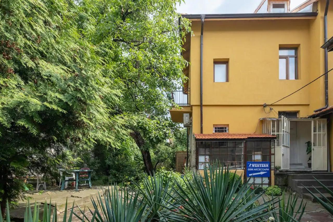 Central Bohemian House/Garden/-5 bedrooms, 3 Baths Sofia Buitenkant foto